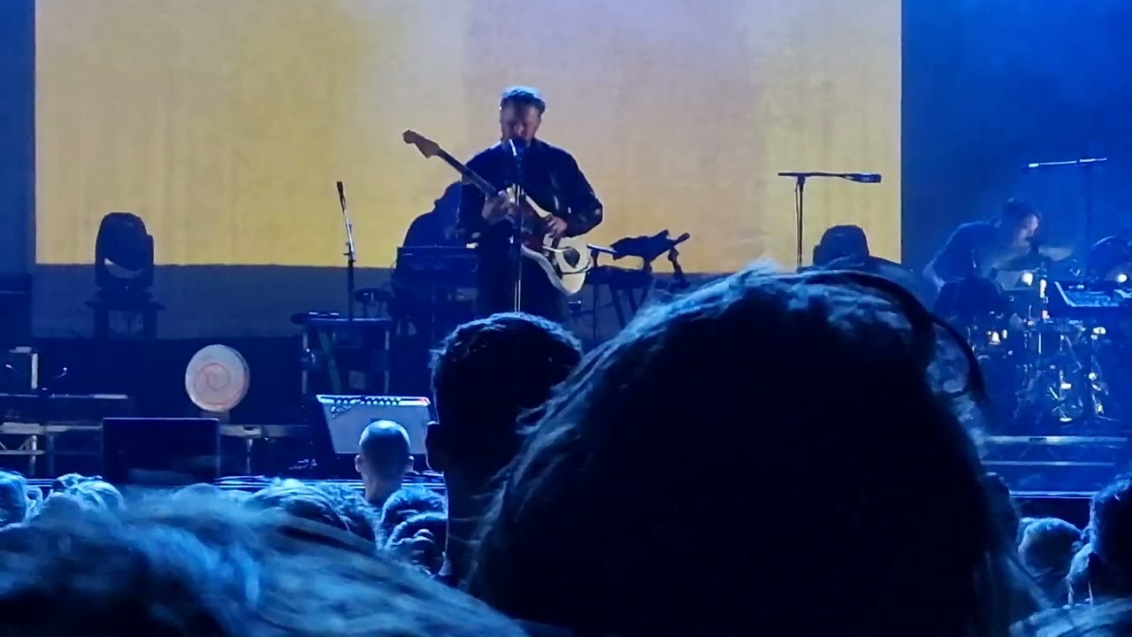 Ben Howard, Far Out, Koninklijk Theater Carré, Amsterdam