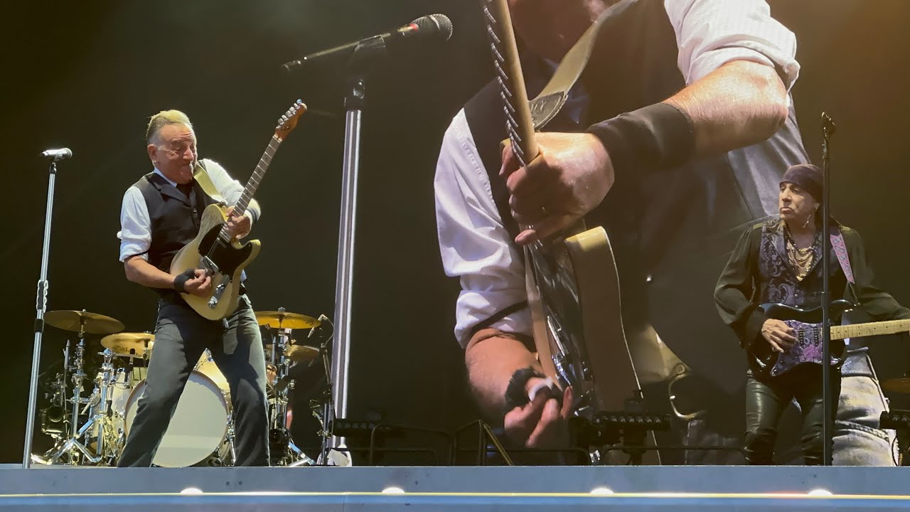Bruce Springsteen and The E Street Band - Entrance + “Seeds” - Philadelphia, PA - August 23, 2024