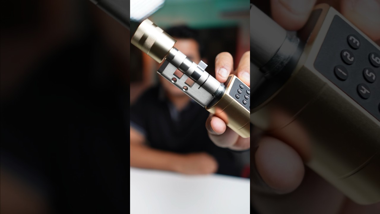 أذكى كالون للباب عندك 🤩👌🏼🔐 #shorts