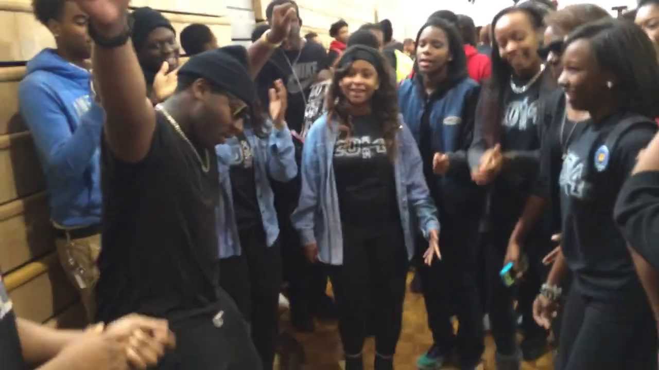 JONESBORO HIGH DOES THE NAE NAE