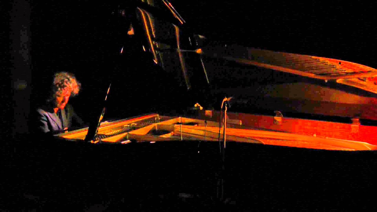 Johannes Brahms, Klavierstucke op.119 n.1, Adriano Paolini piano.