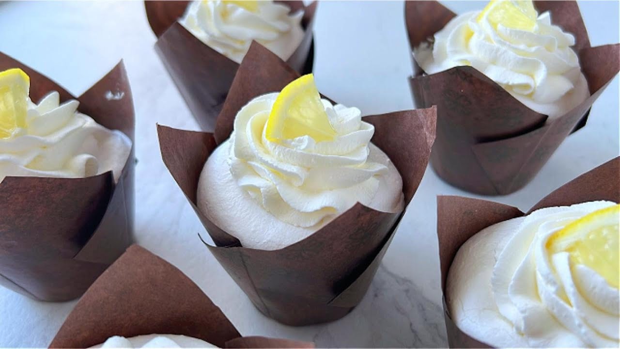A Simple Lemon Pavlova Muffin Recipe That Always Works
