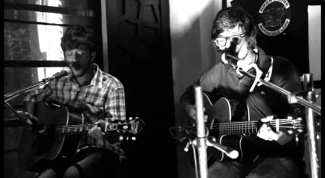 Live at Revv Acoustic Highlights