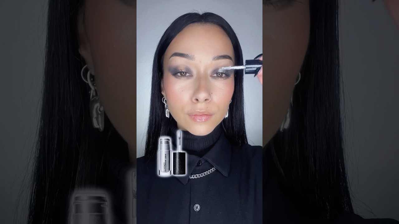 Metallic smokey eyes tutorial🖤