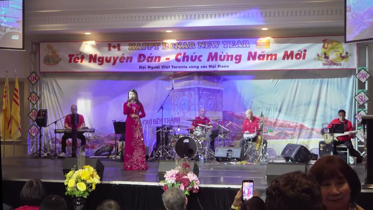 Ca sĩ Băng Tâm (phần 1)-Hội chợ Tết Cộng Đồng Toronto, 31 tháng 1, 2026, Hội Người Việt Toronto