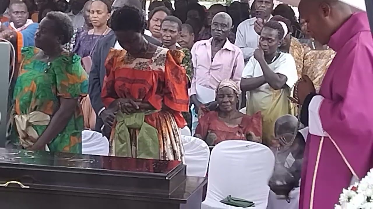 Rev fr Simon Peter Ssesanga azikidwa