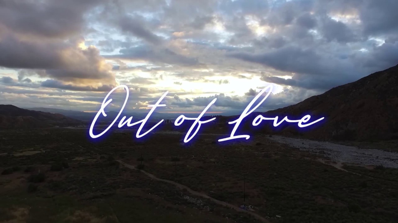 Por Amor (En Ingl&eacute;s) 