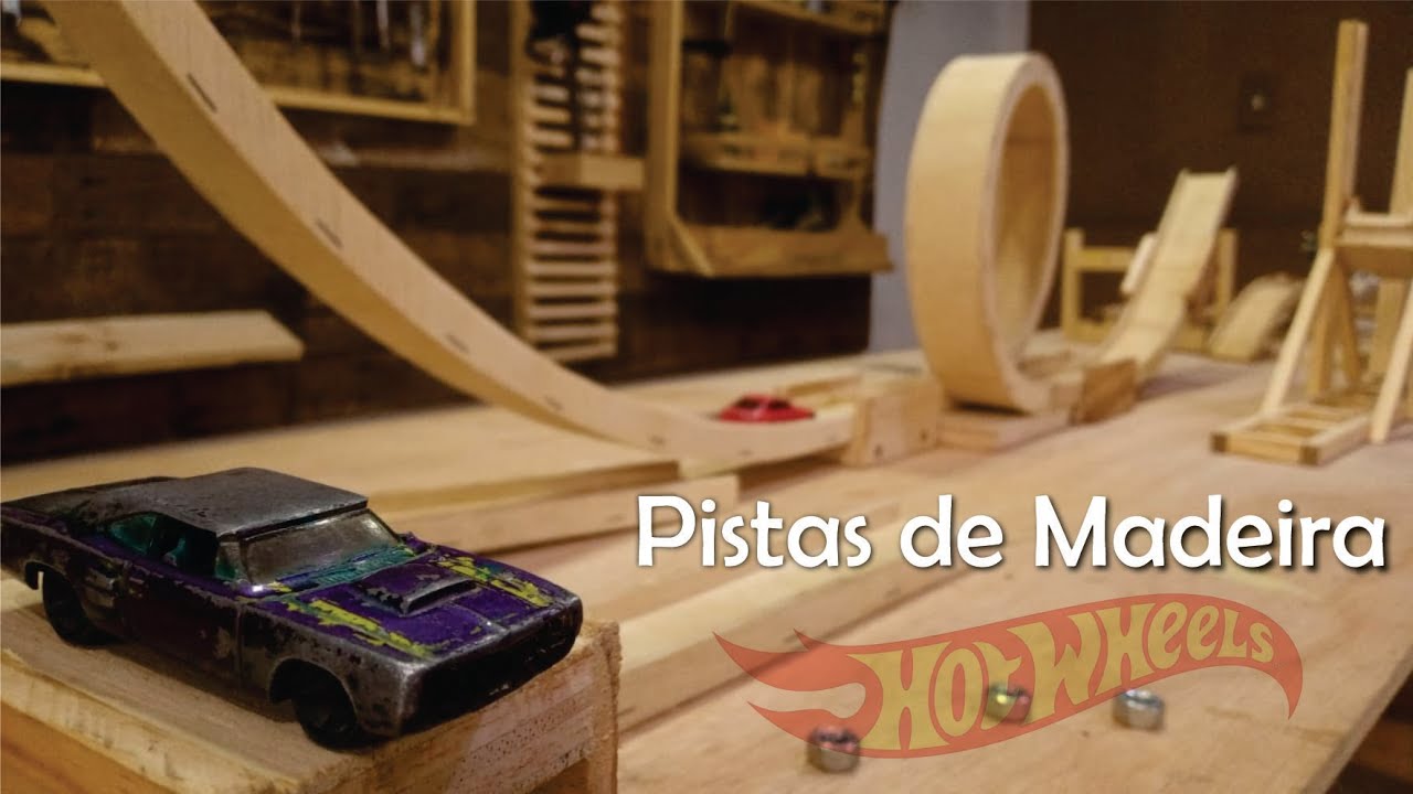 PISTA HOTWEELS de madeira 1