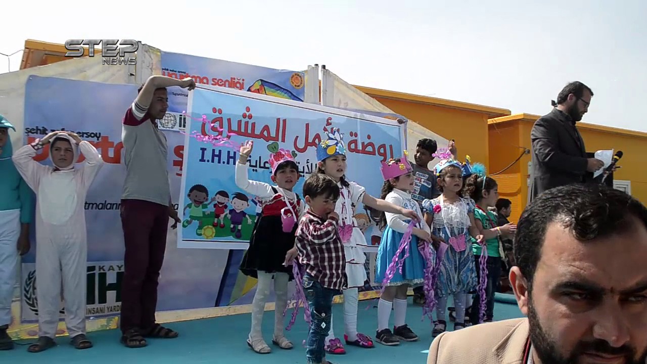 جانب من الفعالية الترفيهية التي اقيمت للاطفال في مخيم سجو في ريف حلب الشمالي