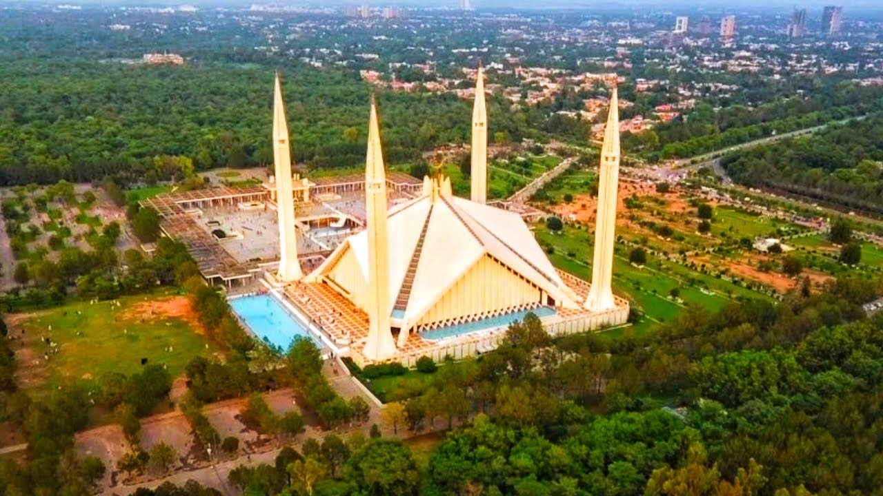 Full Aerial view of Faisal Masjid Islamabad 4k video/فیصل مسجد کا فضائی منظر/drone video 4k