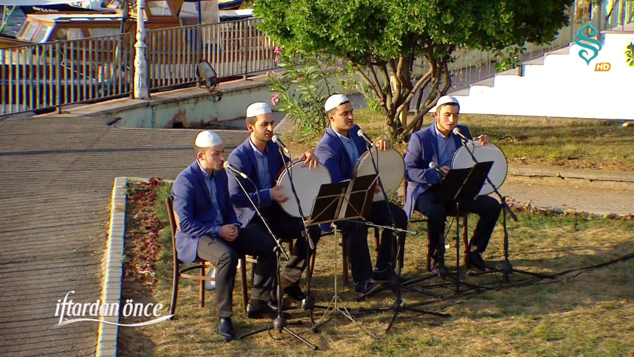 Grup Agah - Aşka Düşen Pervaneyim