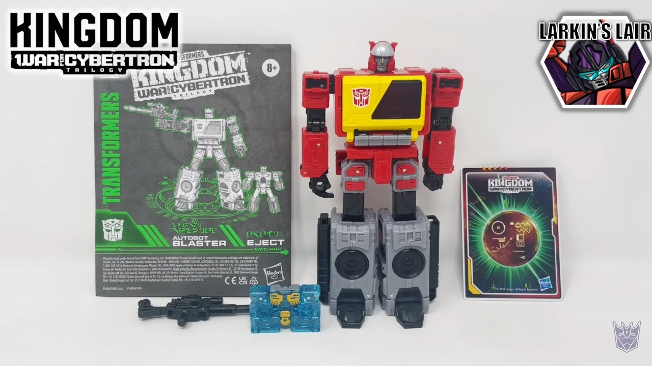 Transformers Kingdom Voyager Autobot Blaster & Eject Review WFC-K44 (Retail Release), Larkin's Lair