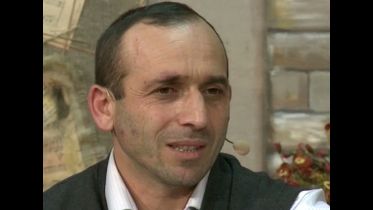 Хамзат говорит Поет БЕКА ЭЛЬМУРЗАЕВ