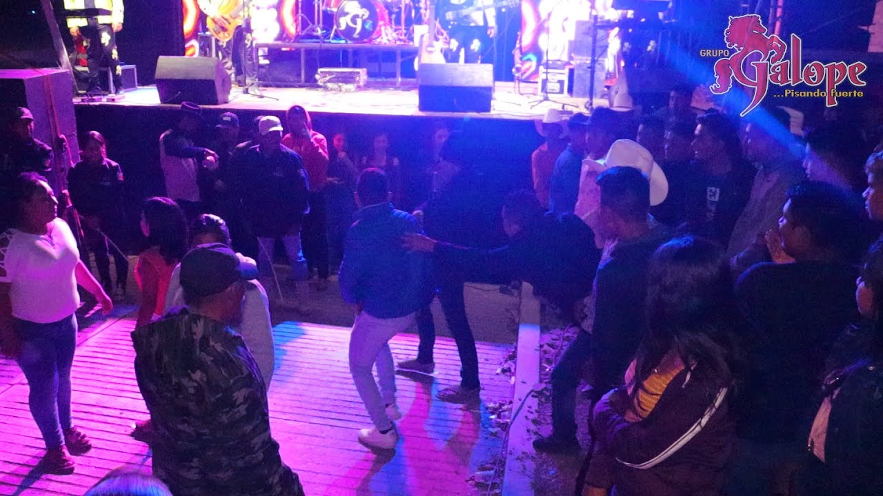 NO QUERIA PASAR Y BAILA BIEN CHINGON EN SAN FRANCISCO SOLA DE VEGA