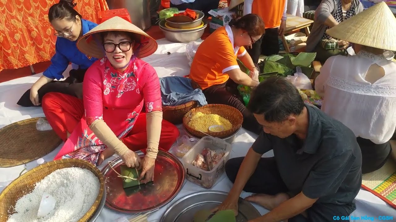 Tết BÍNH NGỌ Gói BÁNH CHƯNG, BÁNH TÉT Vui Quá! || Cô Gái Sen Hồng - CGSH #174