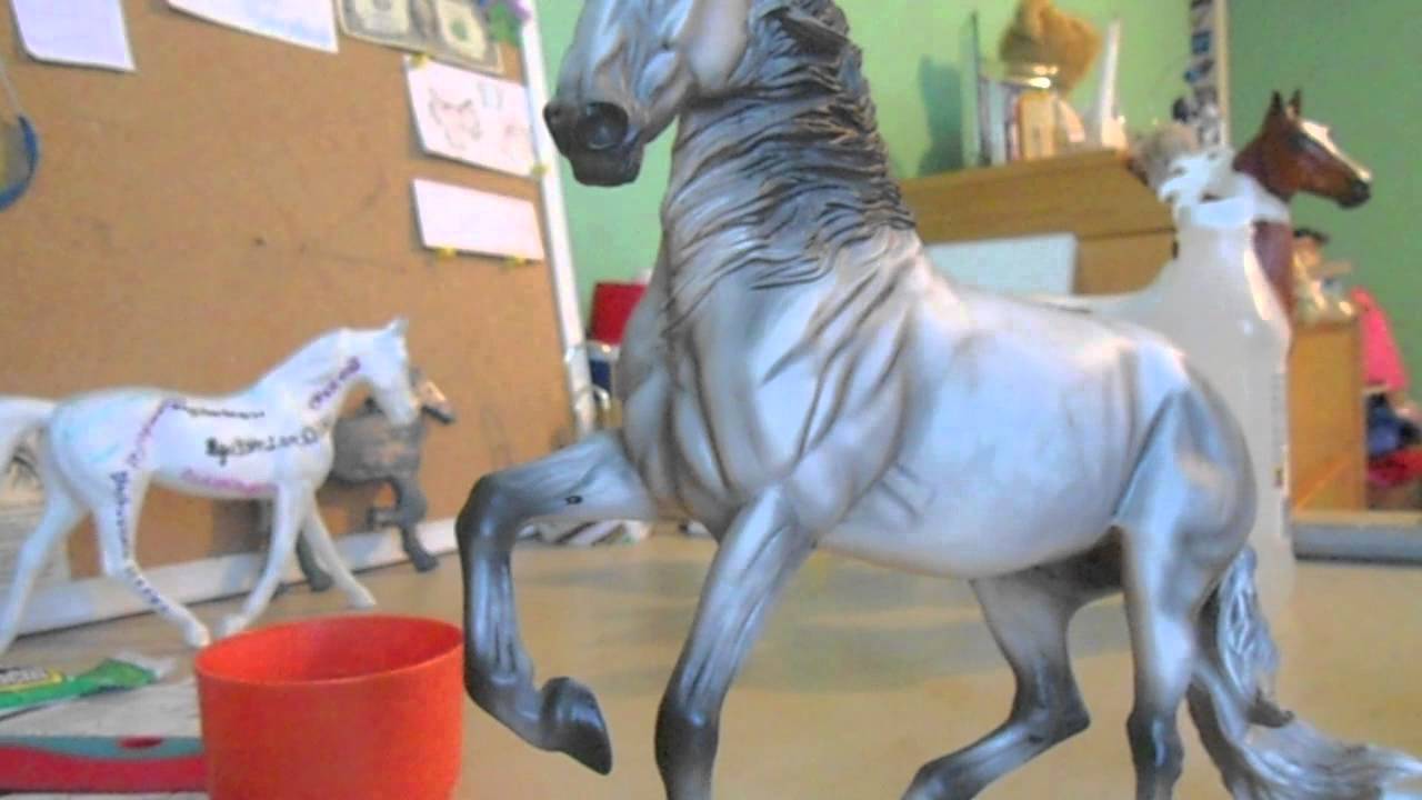 Breyer Tutorial: How to Fix a Flaw on a Model Horse