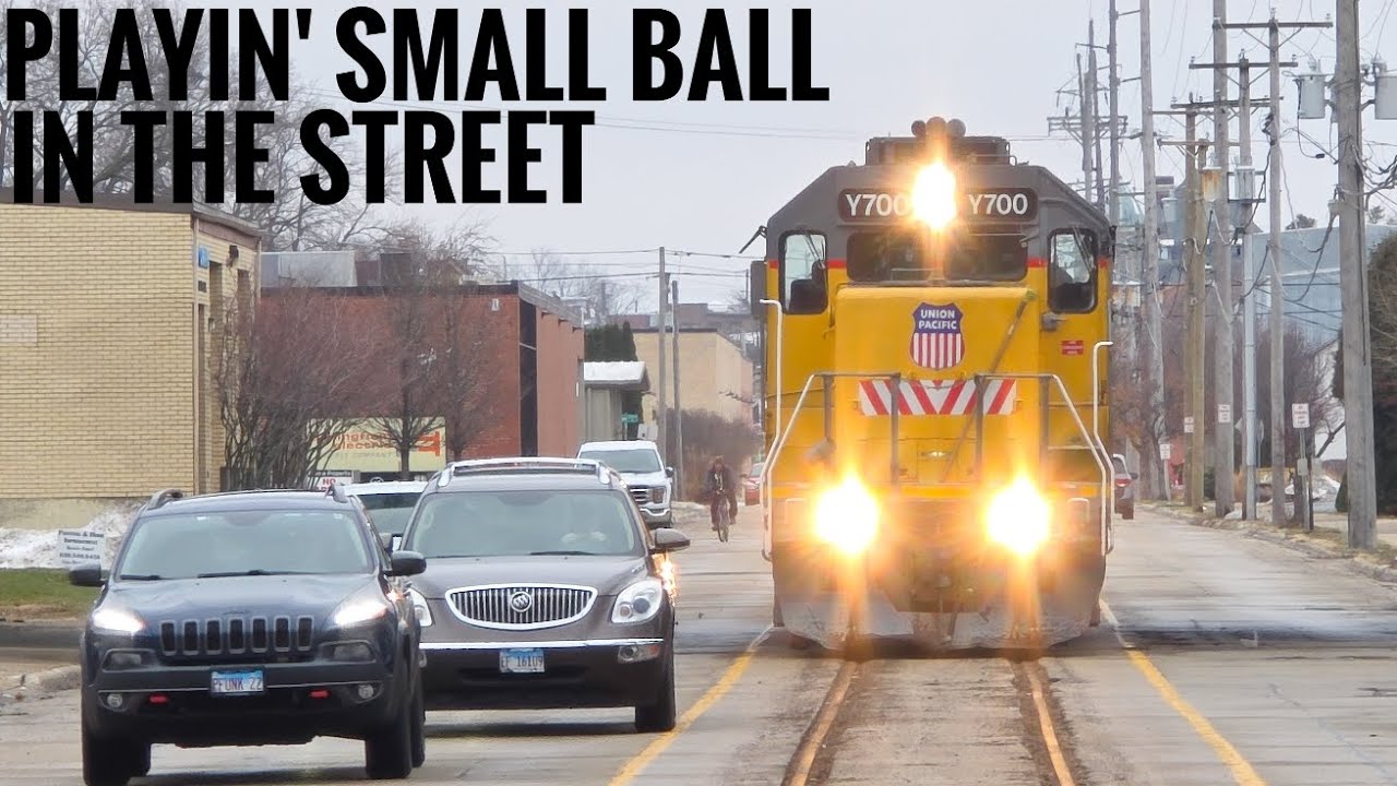 Railfanning in Rockford, IL, the Day after Christmas 2025