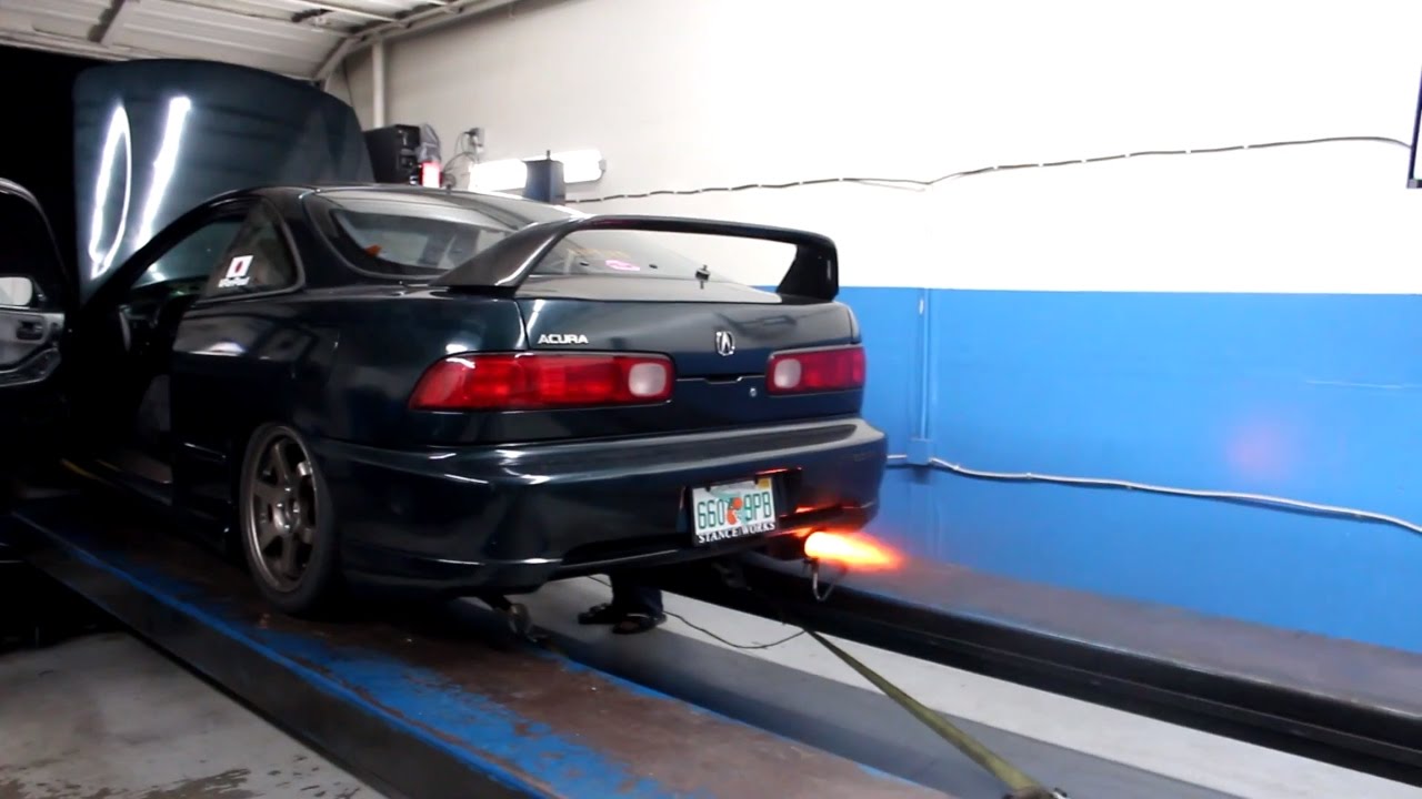 B20 VTEC GETS DYNO TUNED & SHOOTS FLAMES! - INTEGRA DC2