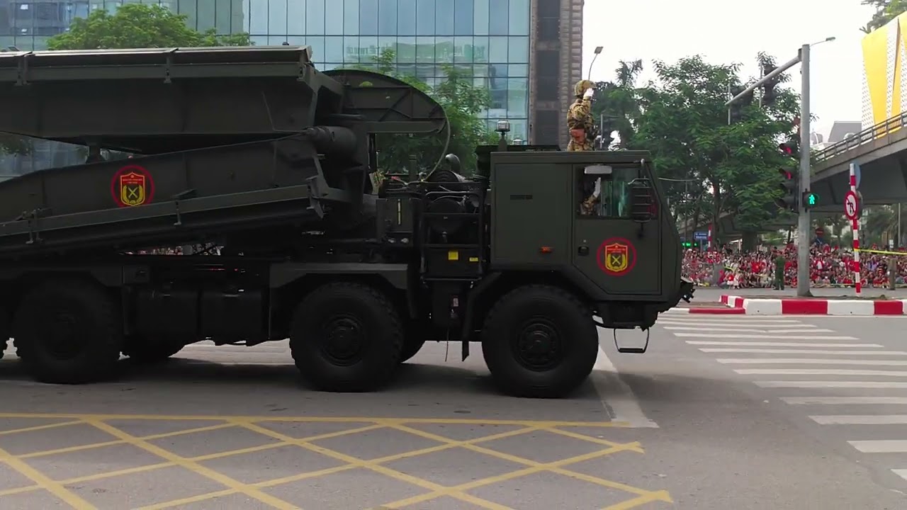 Diễu binh A80 Đội hình khí tài