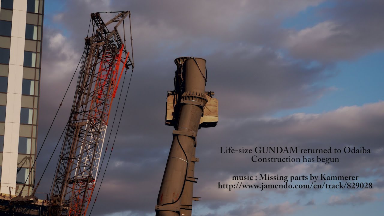 Life-size GUNDAM returned to Odaiba. Construction has begun.
