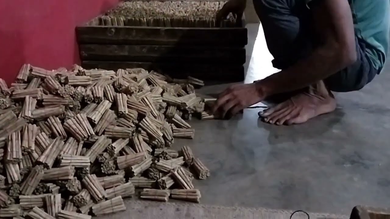 बीड़ी कैसे बनता है | Beedi Making | How To Make Bidi @AlaminAk24