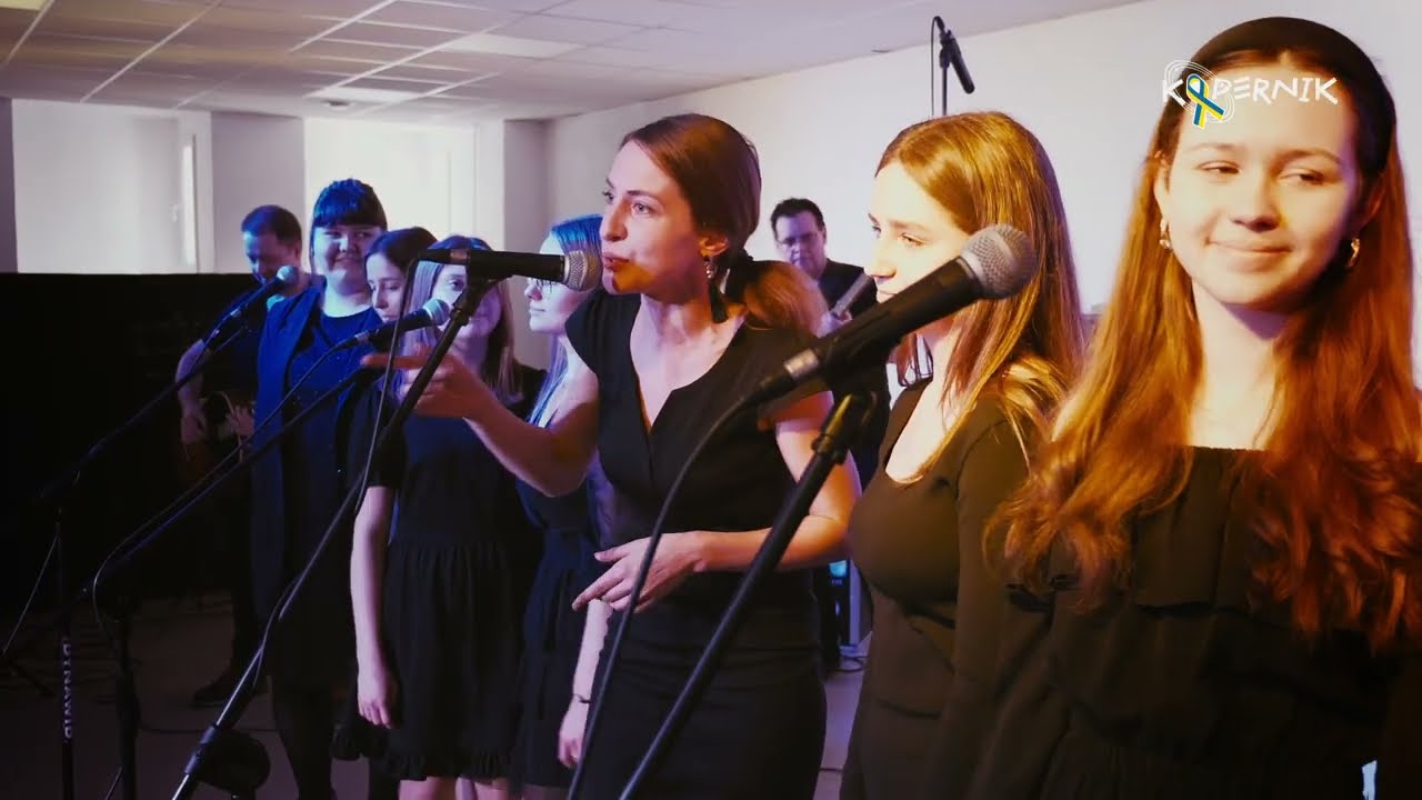 Kopernik (II LO Leszno) DLA UKRAINY - We Are The World