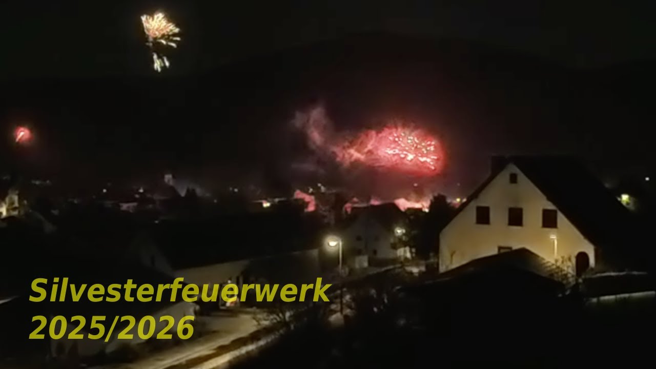 Silvesterfeuerwerk 2025/2026 🎆 🍀 Happy new Year // Frohes neues Jahr 🍀