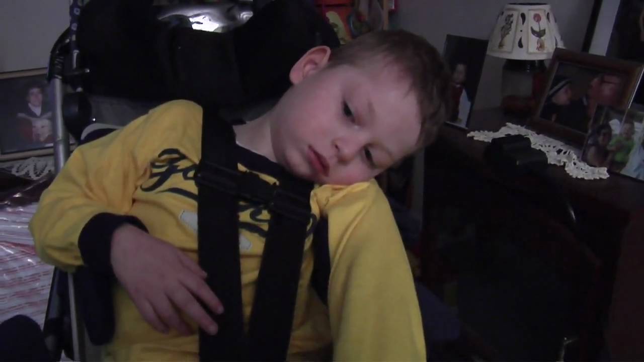 tommy seizing-bad-H.264 10.3Mbps.mp4