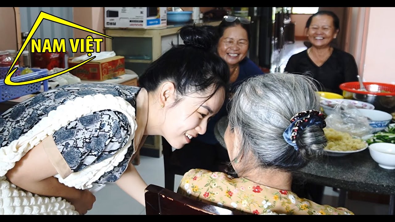 L&ecirc;n nh&agrave; D&igrave; &Uacute;t 14 ( cười đau ruột với M&aacute; 3 - &Uacute;t 13 - &Uacute;t 15) - Nam Việt 2315