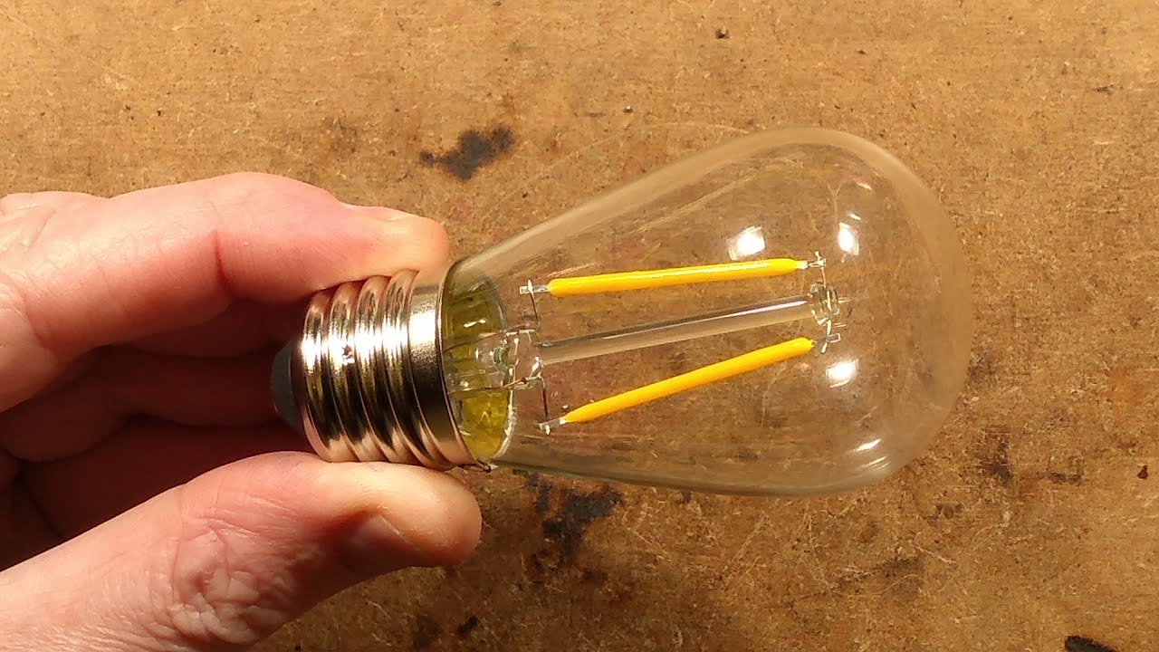 Beautifully simple 12V glass LED filament lamp.