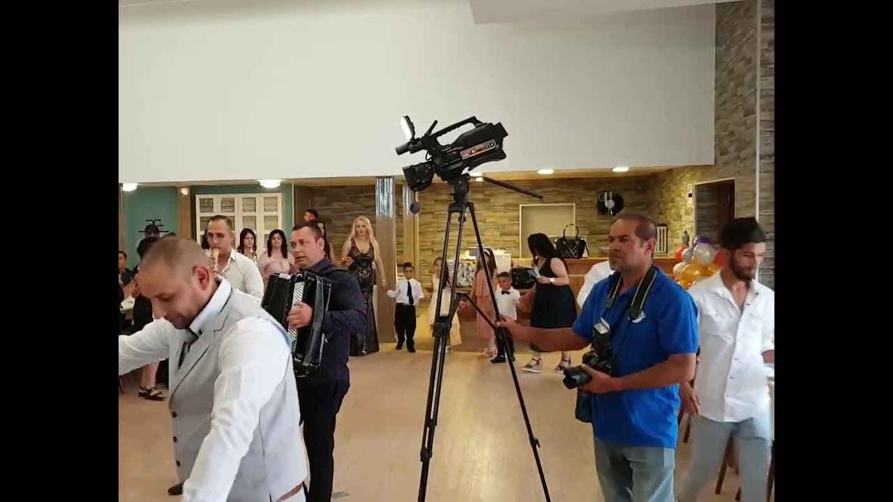 Uzivo Cocek, Makedonsko oro, Ivan Show Band