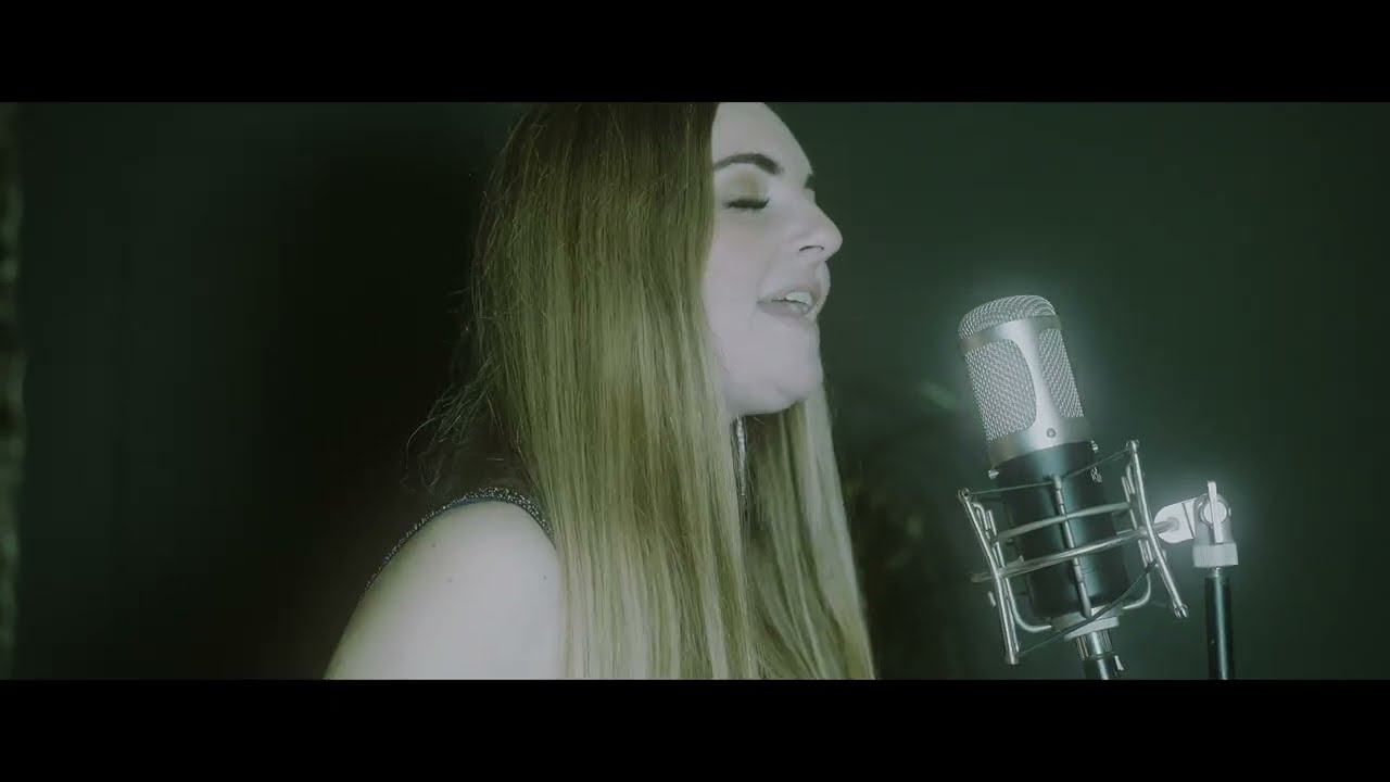 MAZIBORA - Ich falle (feat. CeLina) (prod. by absolute)