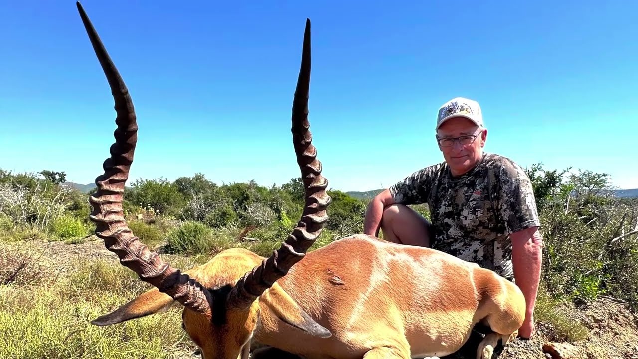 Initiation &agrave; la chasse en Afrique du sud | @RogerKm&eacute;ra 🎬🇨🇦 | Majeje Africa Safaris - CIN&Eacute;ASTE 