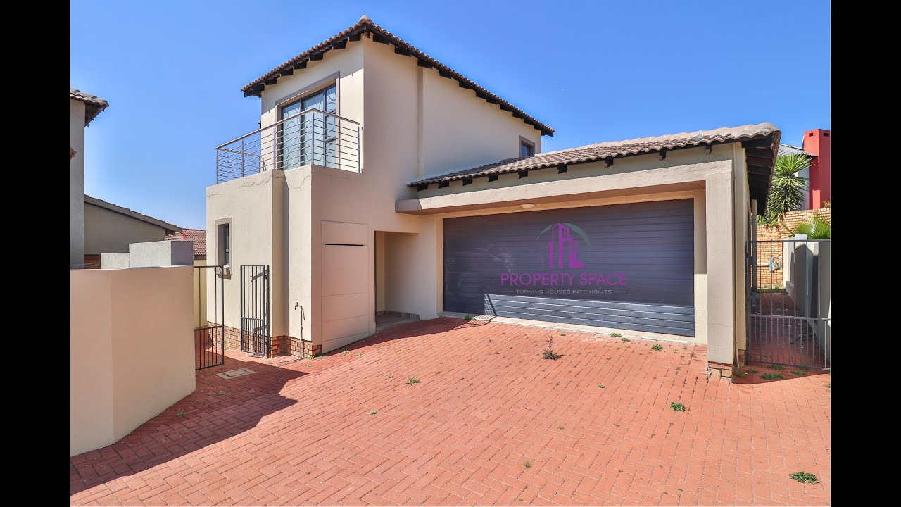 Stunning double-storey 3-bedroom home in Thatchfield Estate in Centurion