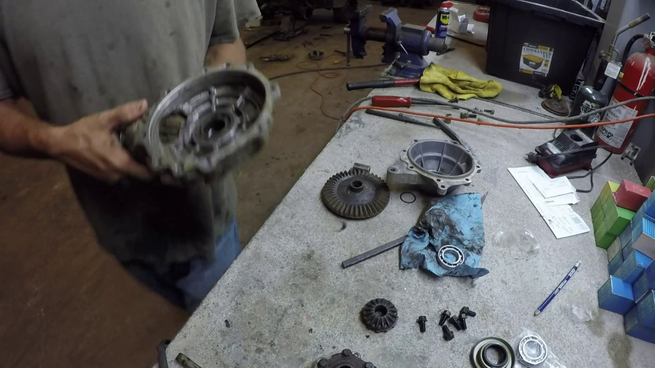 How to rebuild a Honda ATV front differential