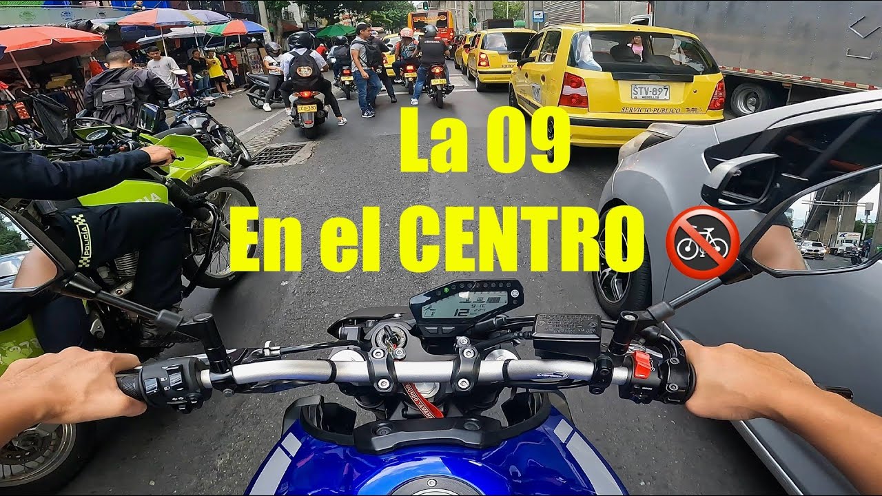 MT09 en el CENTRO DE MEDELLIN