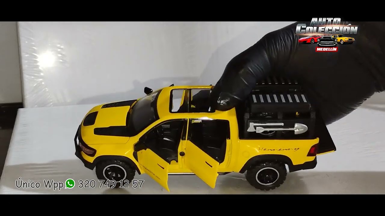 DODGE RAM Escala Real 1/32 Con Accesorios Espectacular - Exhibición