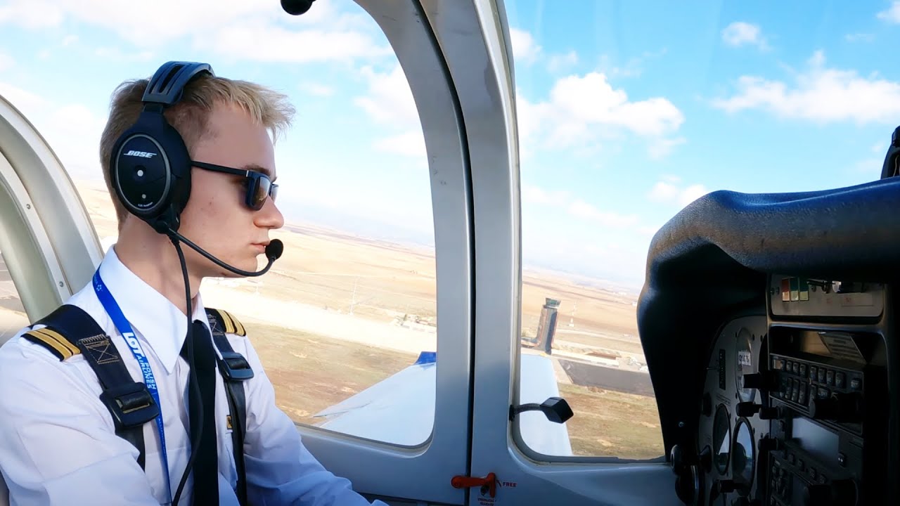 Flying Around Lleida | BAA Training VFR Highlights #1
