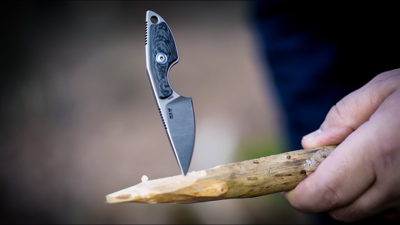 Fixed Blade und Anzug? Unmöglich! Oder doch? MKM Mikro von Jesper Voxnaes