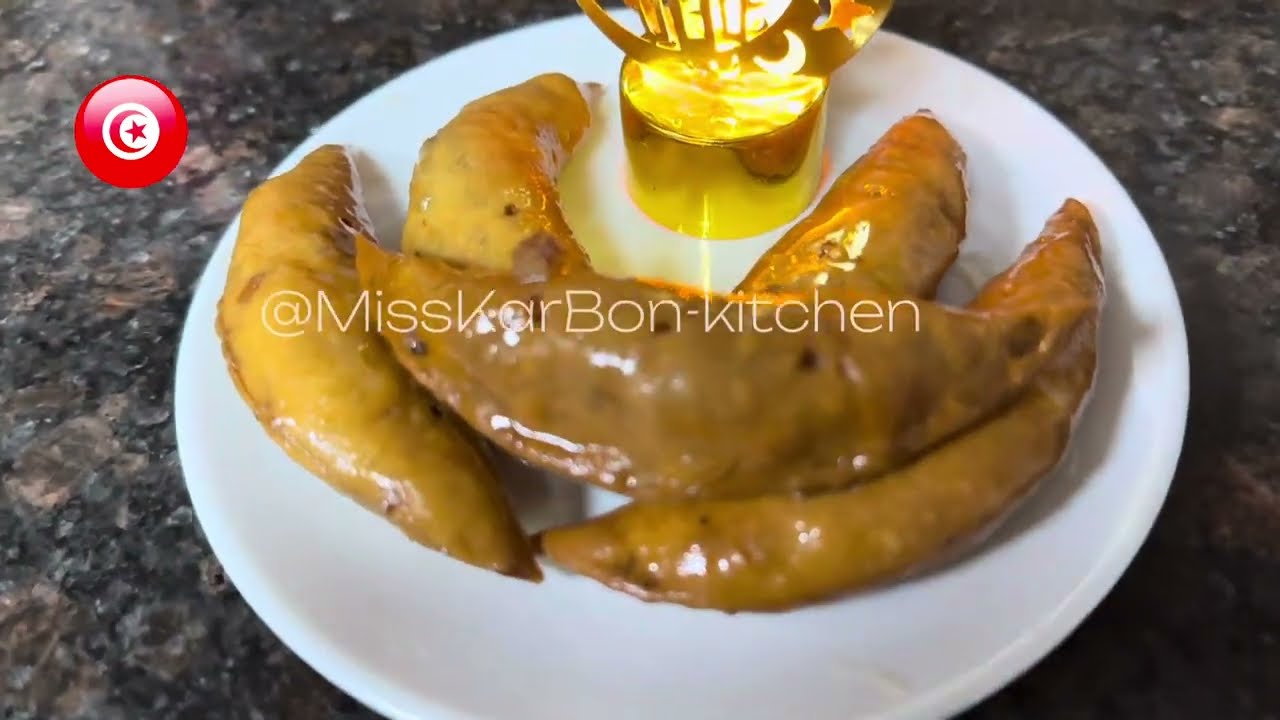 Cornes de gazelles tunisiennes محشي تطاوين او قرنٍ غزال @MissKarBon-Kitchen