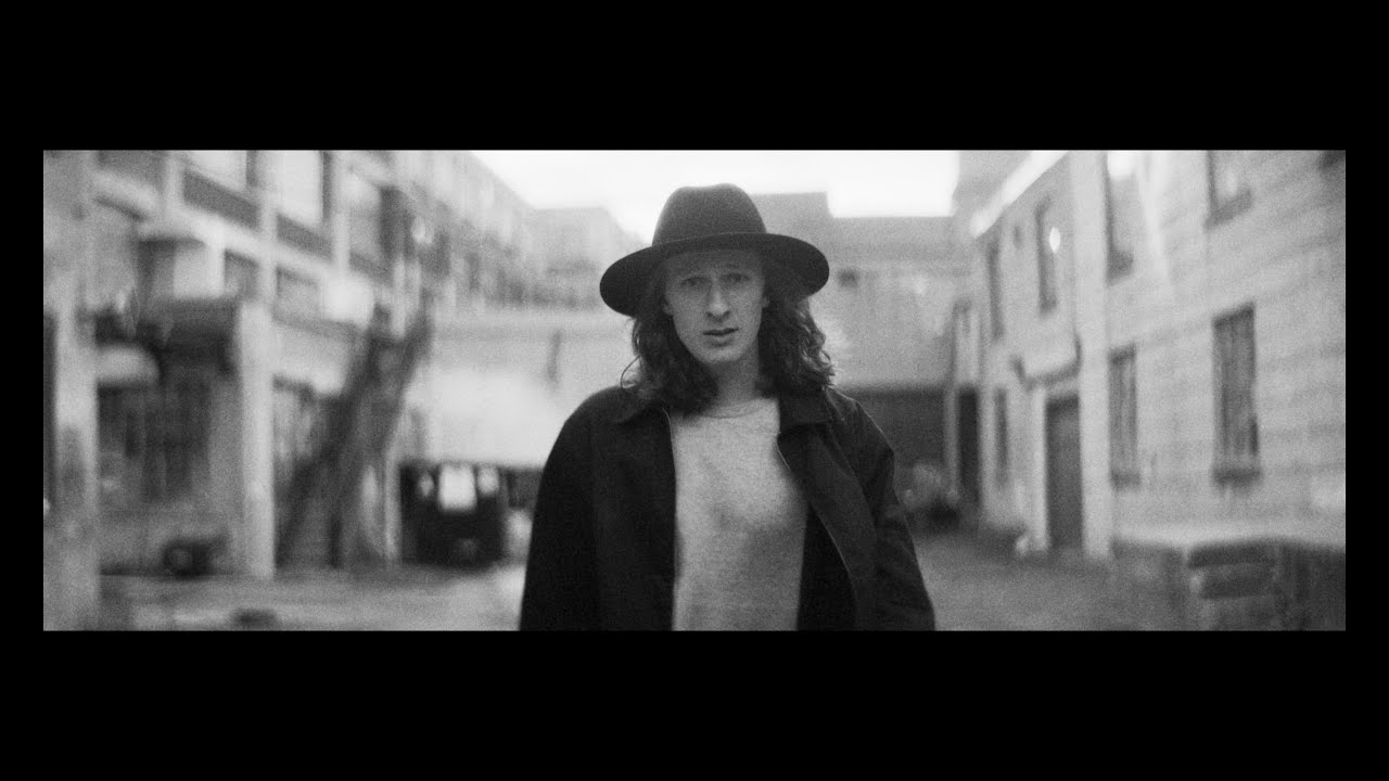 Félix Lemelin - I'm Done Anyway (assez parlé) - Vidéoclip officiel