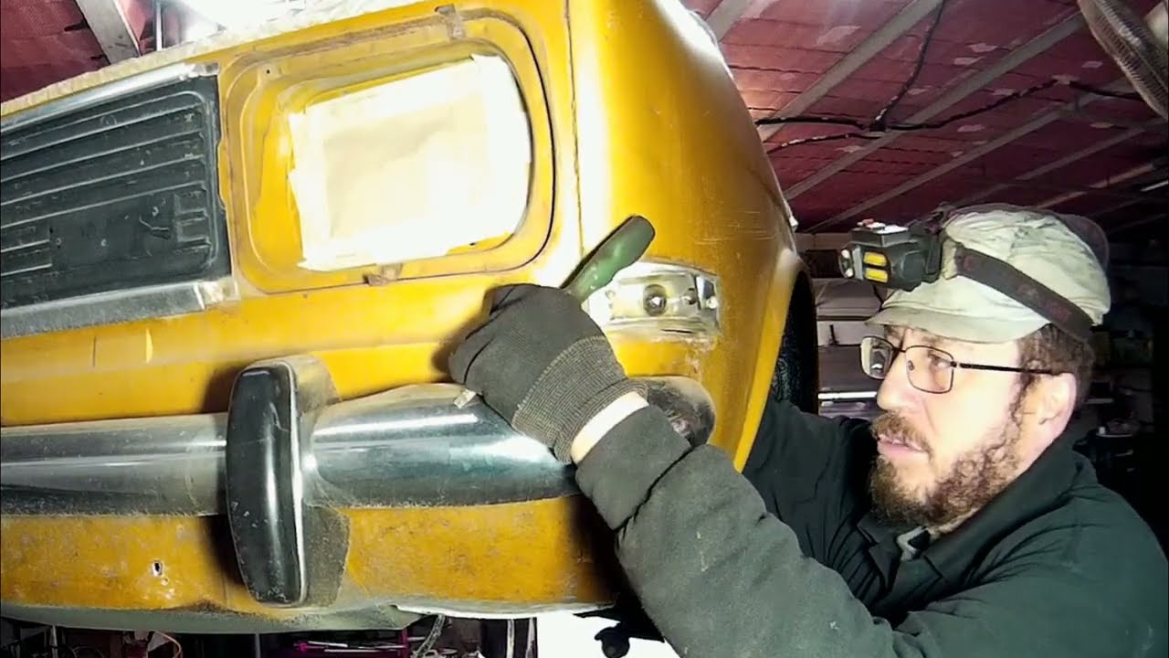 Desmontaje pilotos intermitentes del. Simca 1000