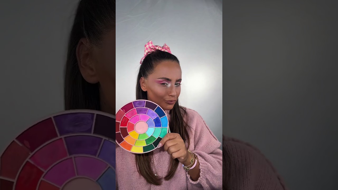 ‪@plouisemakeup_official‬