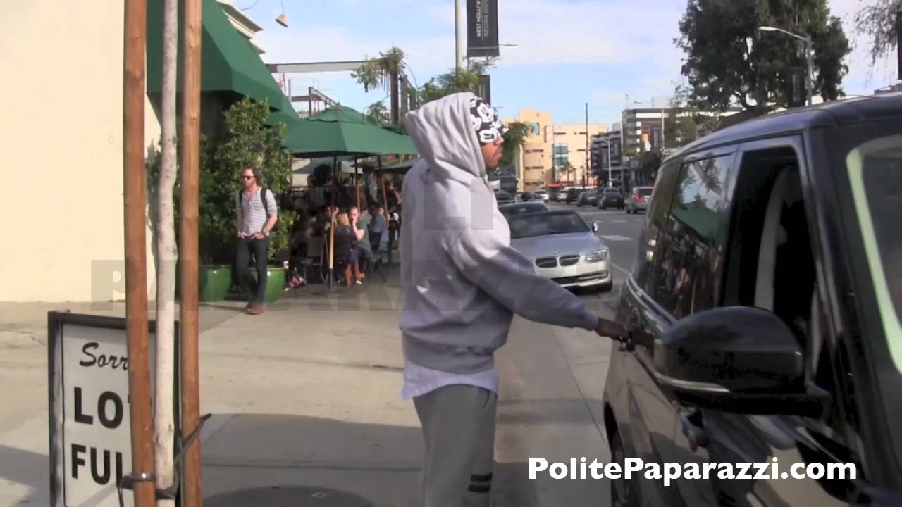 Chris Brown & Karrueche Tran Having Lunch Together in Hollywood - CLASSIC - FULL VIDEO 1/7/15