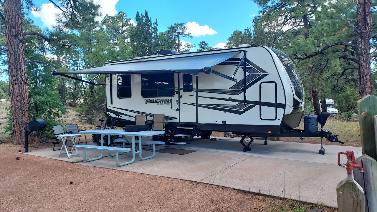 Show Low AZ camping in Momentum 21G at Fool Hollow lake