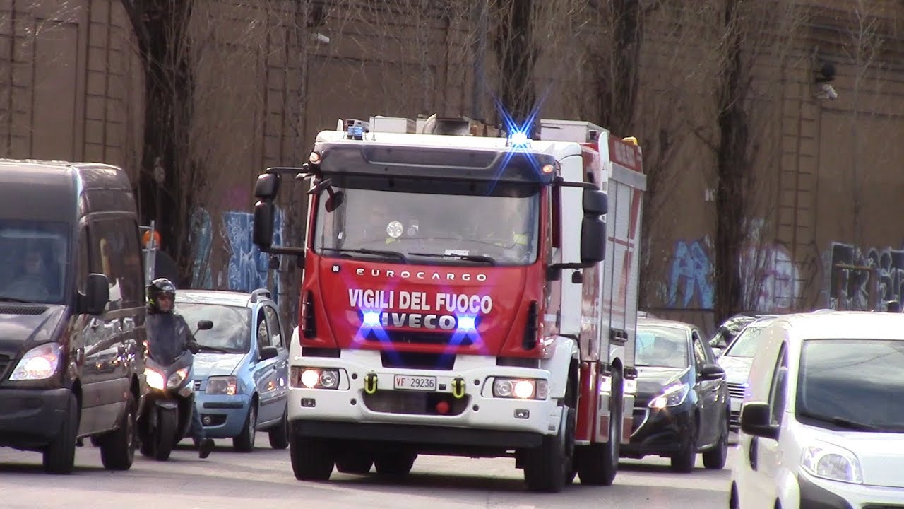 NEW APS MAXICITY+TRID+FIAMMA+RIDOTTA+VETTURETTA+APS VVF MILANO IN SIRENA NEL TRAFFICO [COMPILATION]