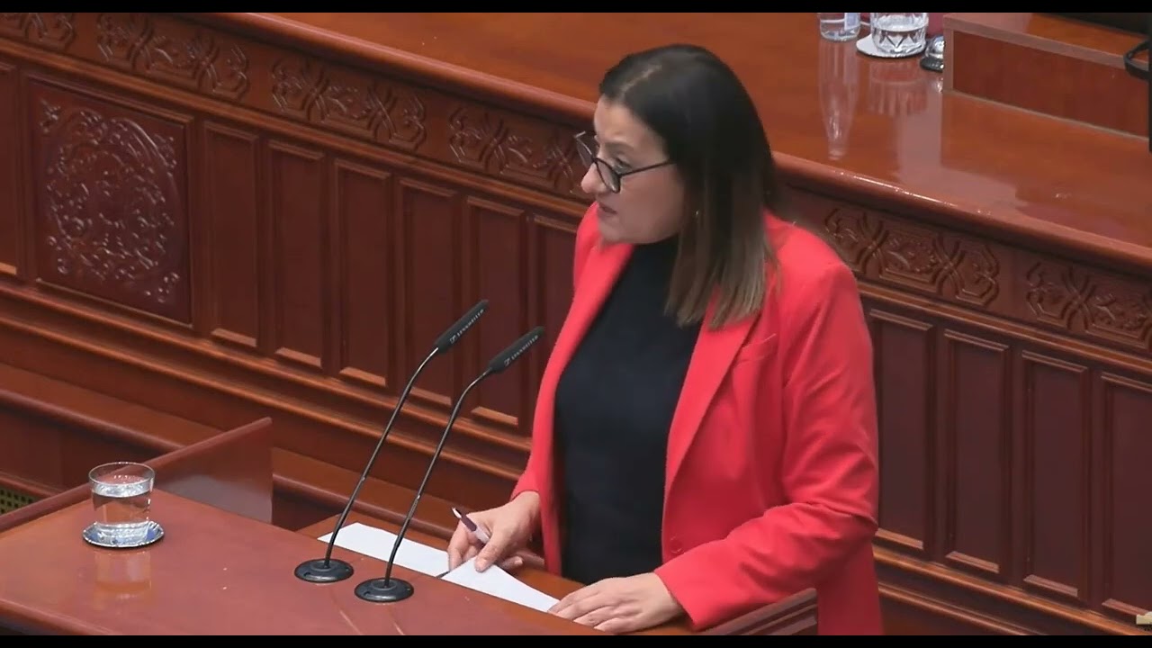 Тренчевска до Димитровски: Зошто ги излажавте транспортерите кога проблемот не сте го решиле