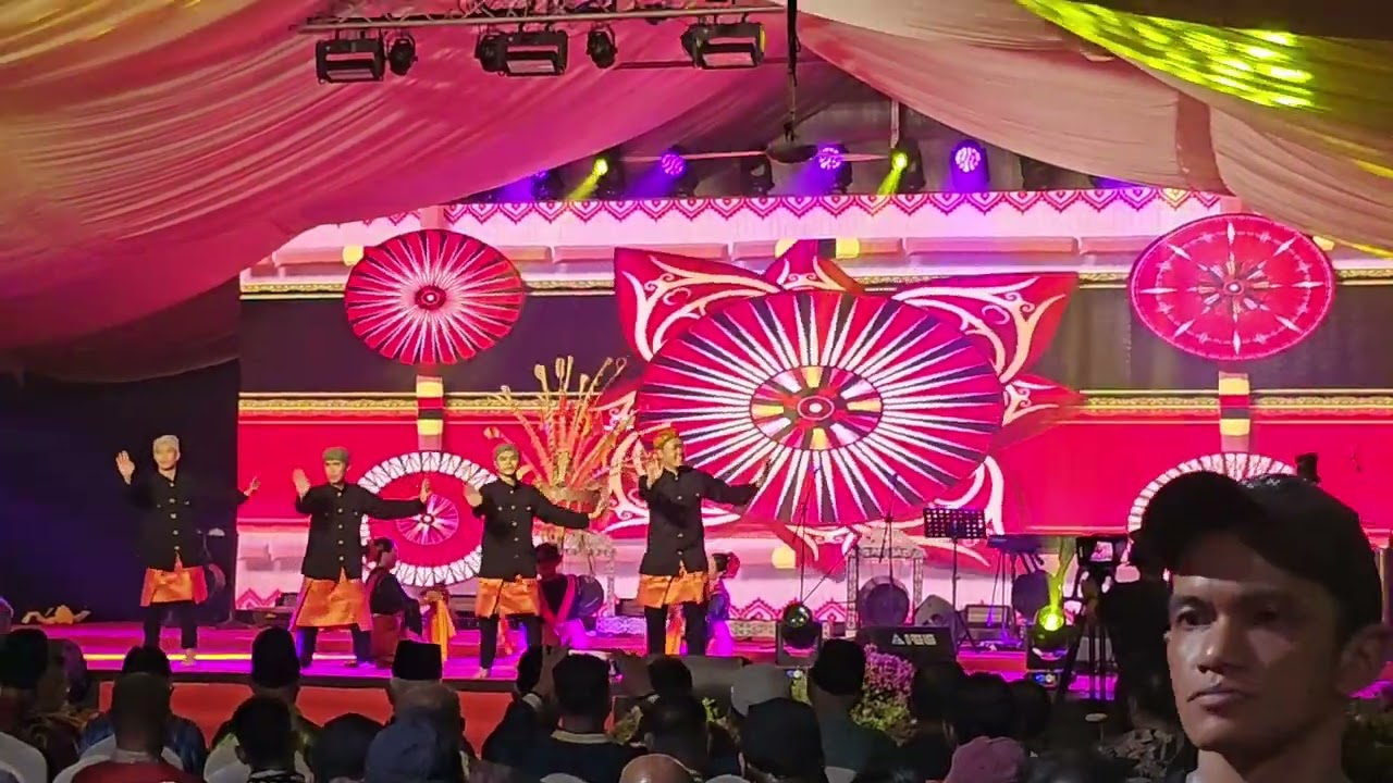 Tarian Serahang, Melanau dan Tarian Tuut Nyagan Tawe, Kenyah memukau pengujung di Pentas Seni 2025