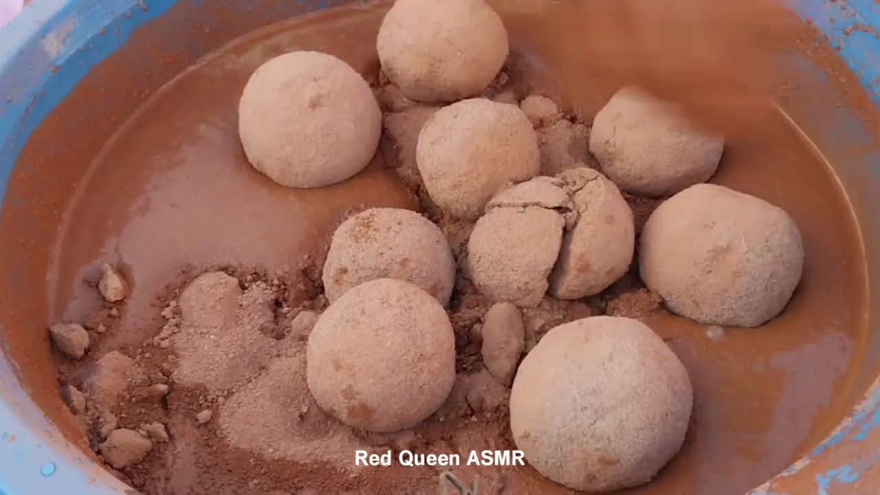 Pure red dirt nonstop balls Smashing in water