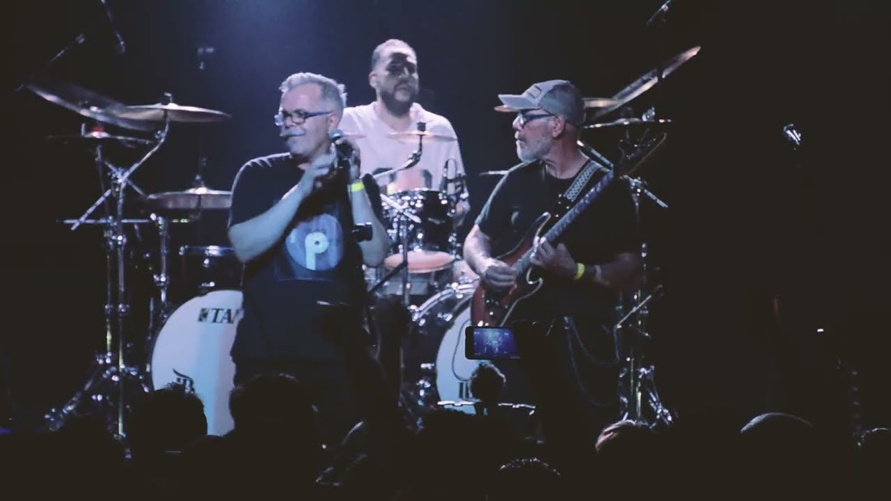 Luis Barni Banda - Cielo o infierno Feat Dami&aacute;n Follanier (VeRock) [Concierto 20 a&ntilde;os Trilog&iacute;a]